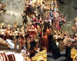 The temple has Vedic Culture Museum with message f The temple has Vedic Culture Museum with message from Shrimad Bhagwat Gita. You must watch light and sound show with scenes from Ramayana at the Ramay